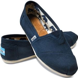 TOMS Classics Canvas Shoes Black